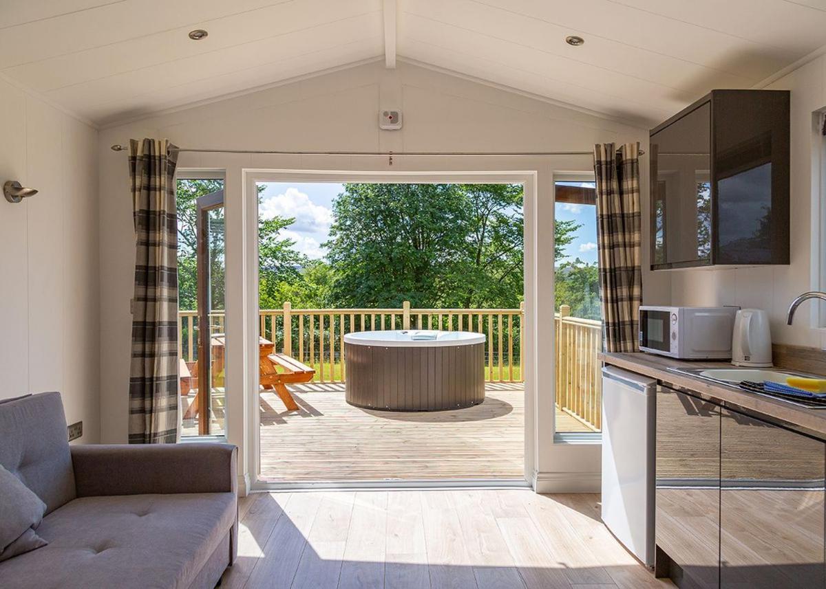 Great Harlow Views Newby  外观 照片
